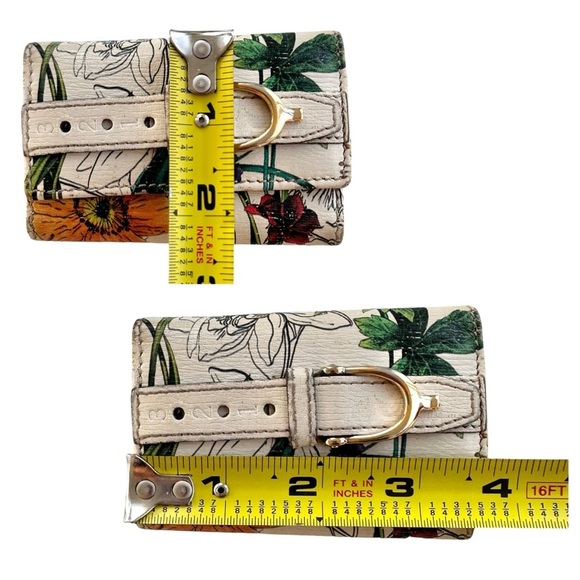 Authentic GUCCI White Floral & Purple Leather Key & Card Holder - Picture 10 of 12